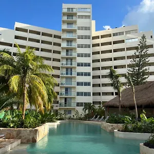 Calypso Hotel Cancun